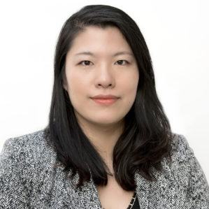 Zoe Qiao Headshot